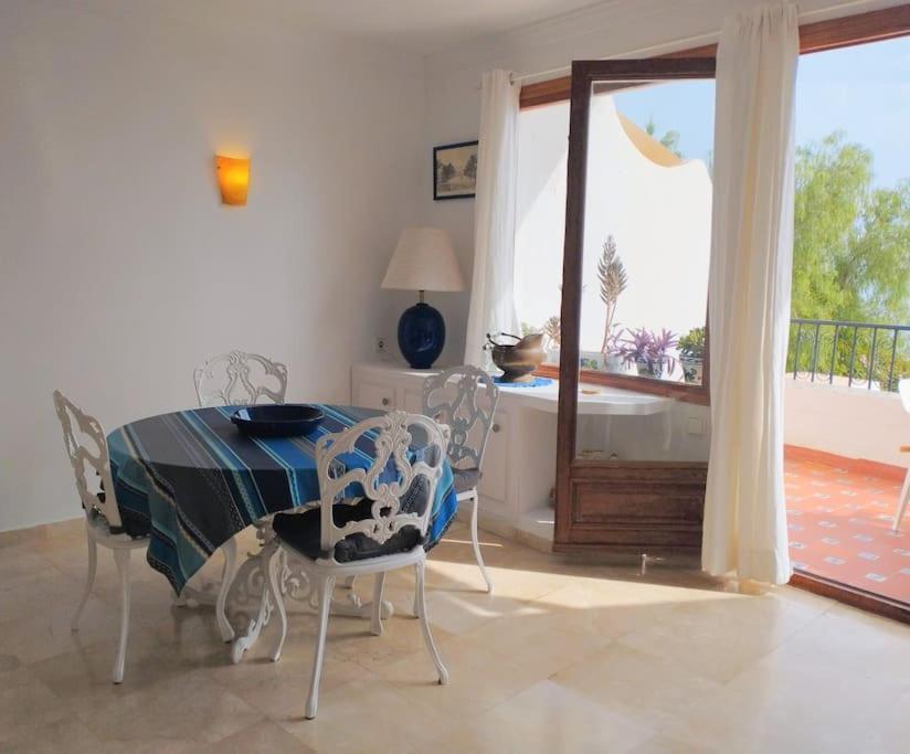 Beautiful 2 Bedroom In Calle Carabeo, เนร์คา ภายนอก รูปภาพ