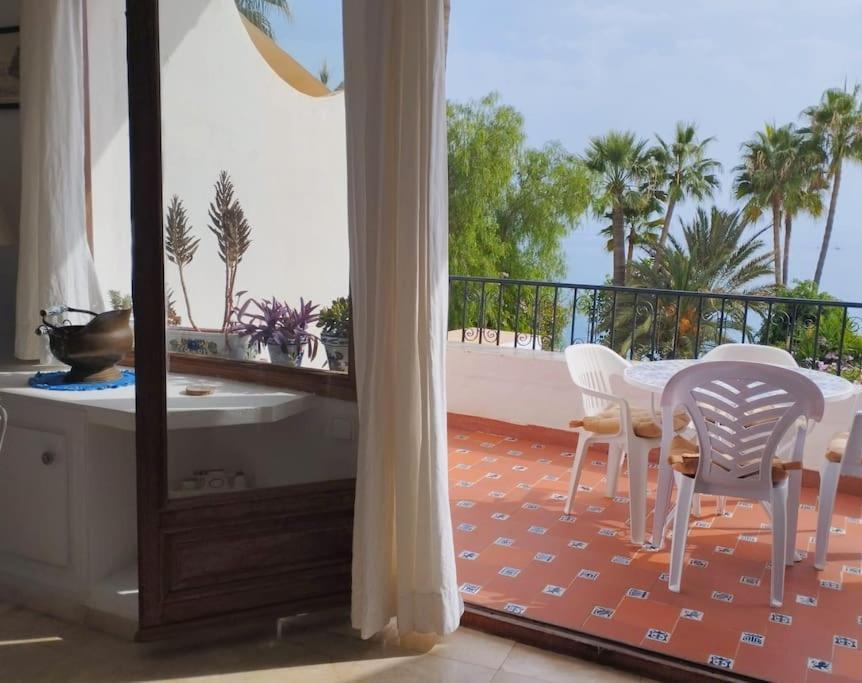Beautiful 2 Bedroom In Calle Carabeo, เนร์คา ภายนอก รูปภาพ
