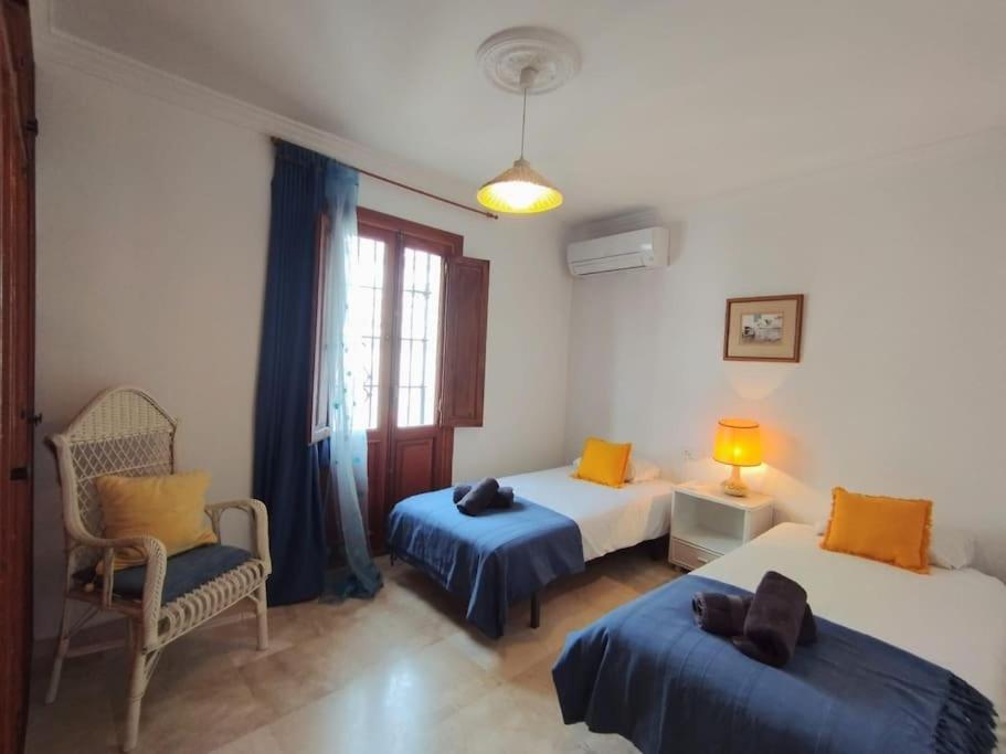 Beautiful 2 Bedroom In Calle Carabeo, เนร์คา ภายนอก รูปภาพ